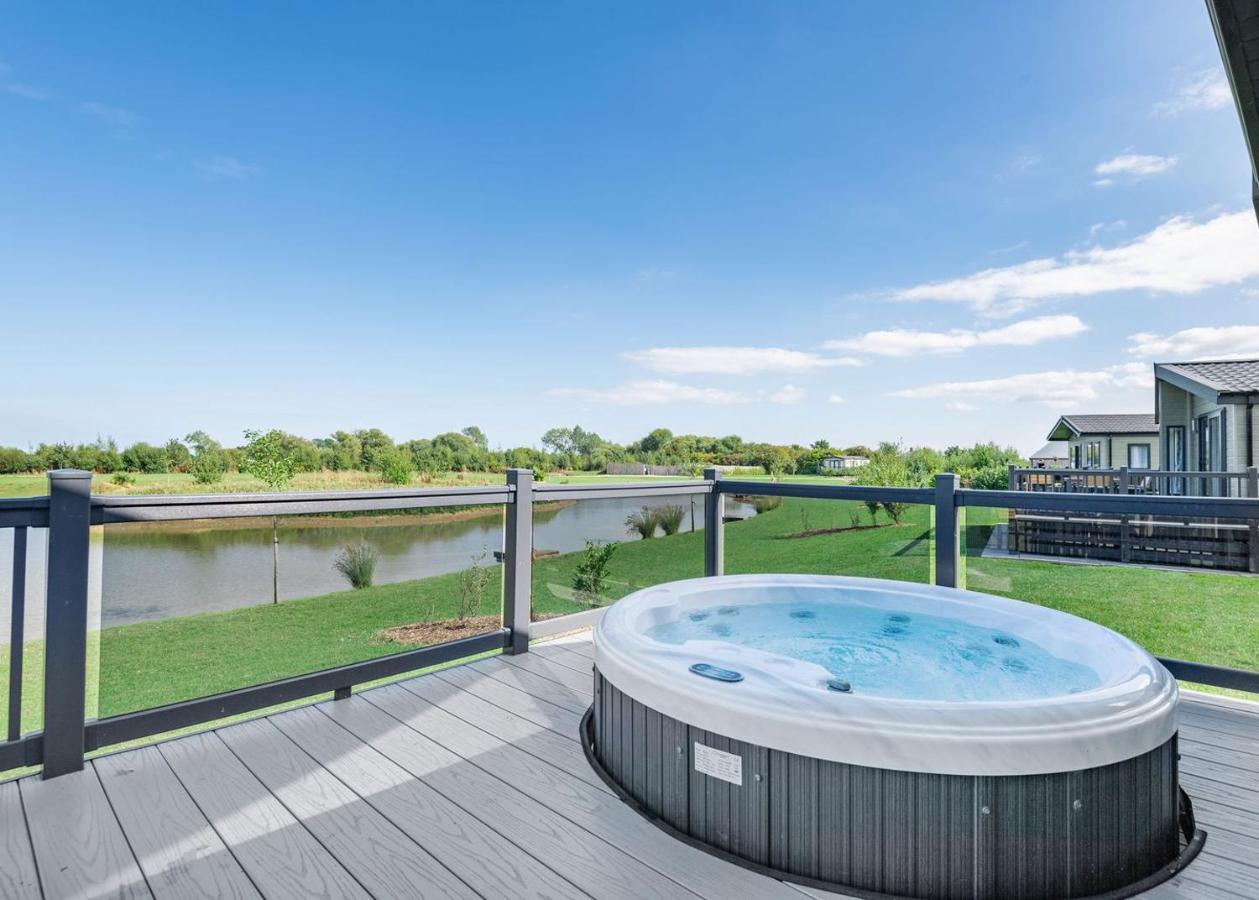 Home Farm Park Lakeside Retreat Burgh le Marsh Cameră foto