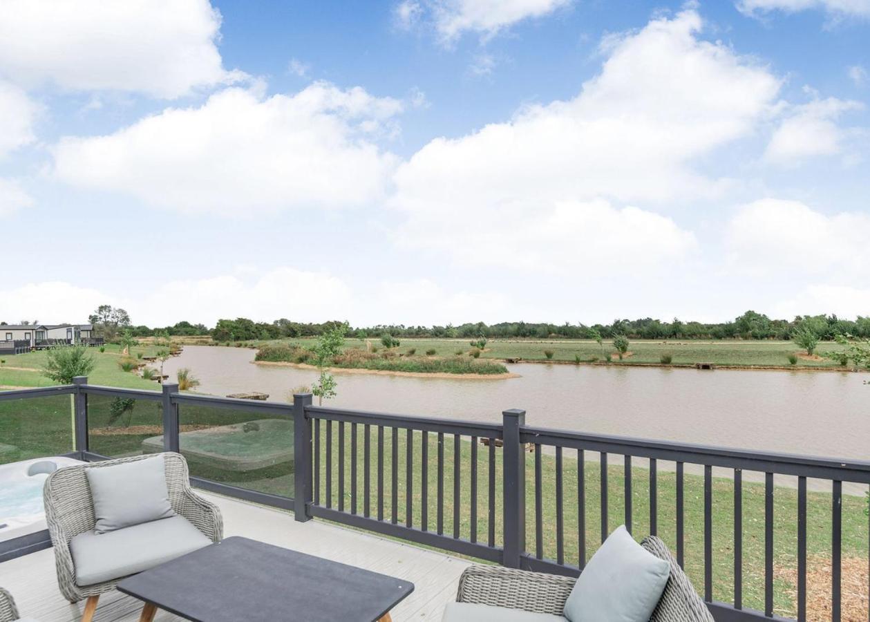 Home Farm Park Lakeside Retreat Burgh le Marsh Cameră foto